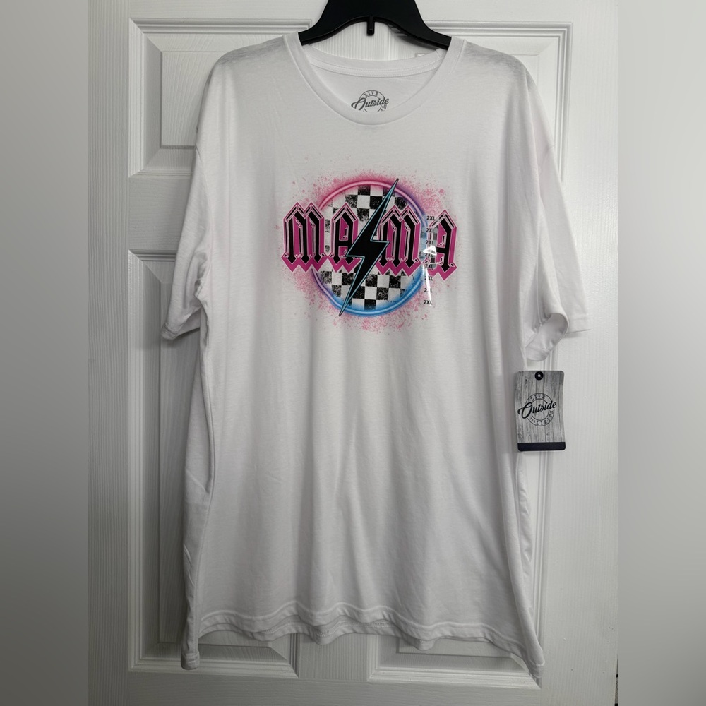 ⚡️Women’s Mama White Graphic Tee